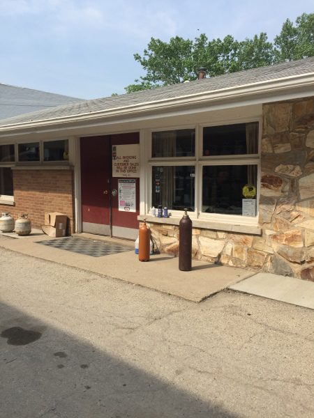 door entrance with pressure tank steel outside